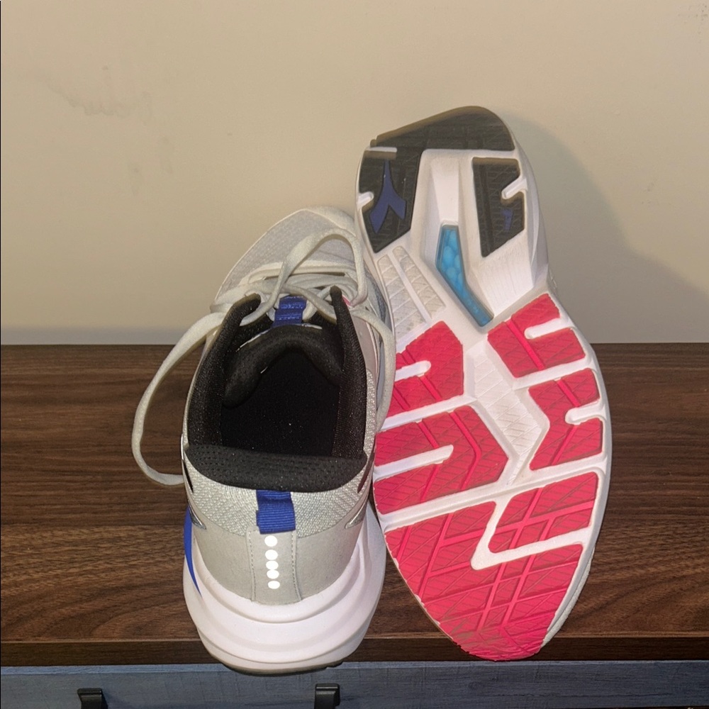 DIADORA MYTHOS BLUSHIELD VIGORE 3 Running Shoes EUC~SIZE 13 - Picture 7 of 12